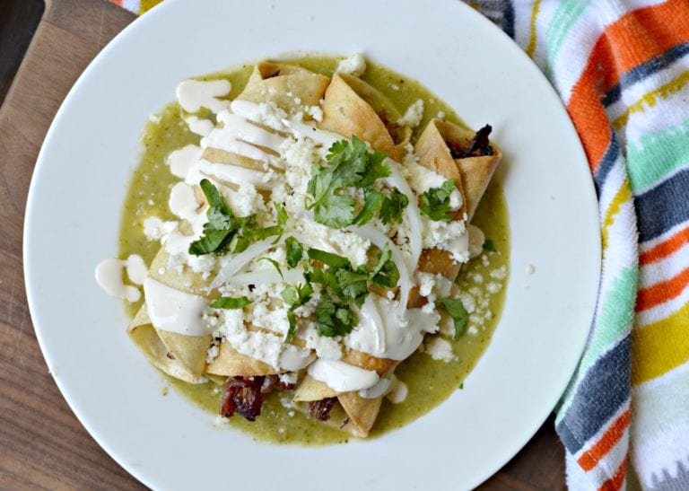 Tacos de Puerco bañados en salsa verde My Latina Table